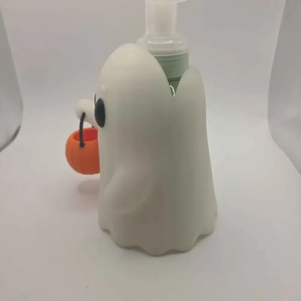 Spooky Ghost Soap Dispenser with Pumpkin Bucket (Lights Up / Halloween Decor)